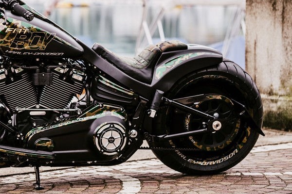 CULT-WERK / カルトワーク Harley Fat Boy（ファットボーイ） - リアコンバージョン Racing (Bj. 2018-) | HD-BRO111｜ワンダーテック