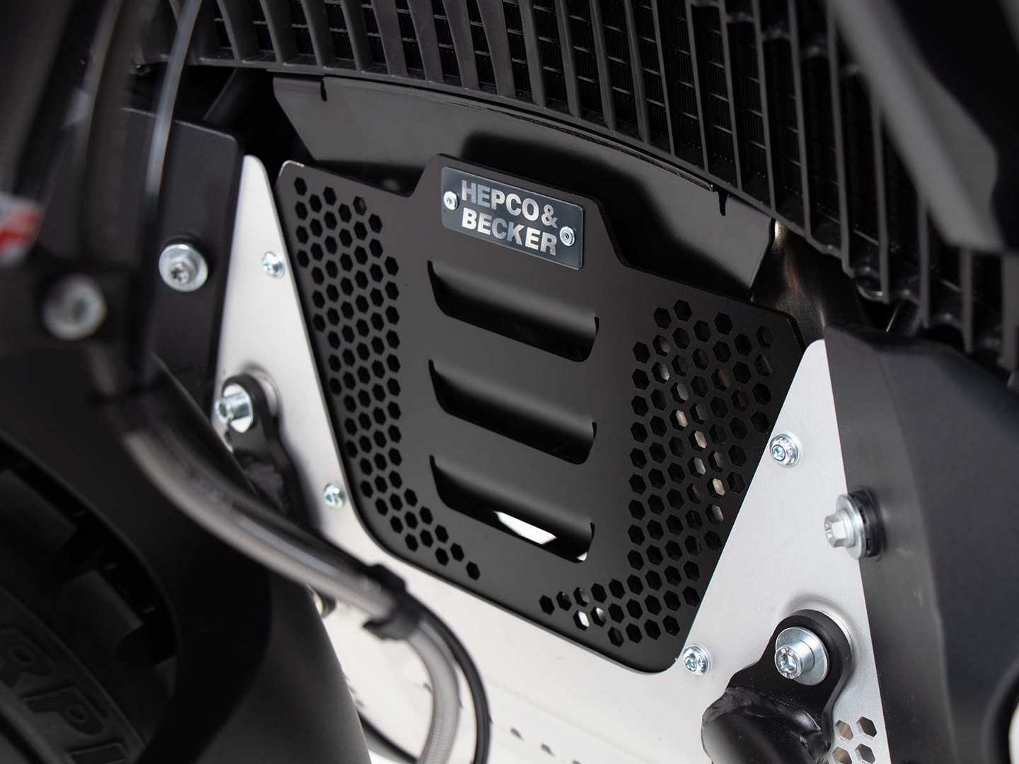 Hepco and Becker / ヘプコアンドベッカー Additional plate for original engine protection plate for KTM 790 Adventure