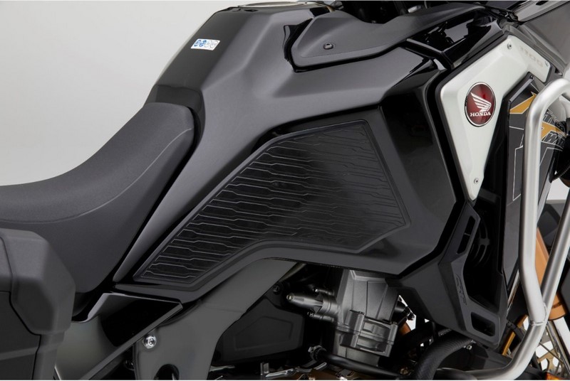 Honda / ホンダ純正アクセサリー サイドタンクパッド | 08R75-MKS-E20