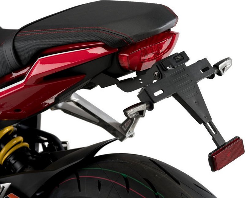 Puig / プーチ ホンダCB650R Neo Sports Cafe 2021-ブラック | のナンバープレートホルダー | 20565N