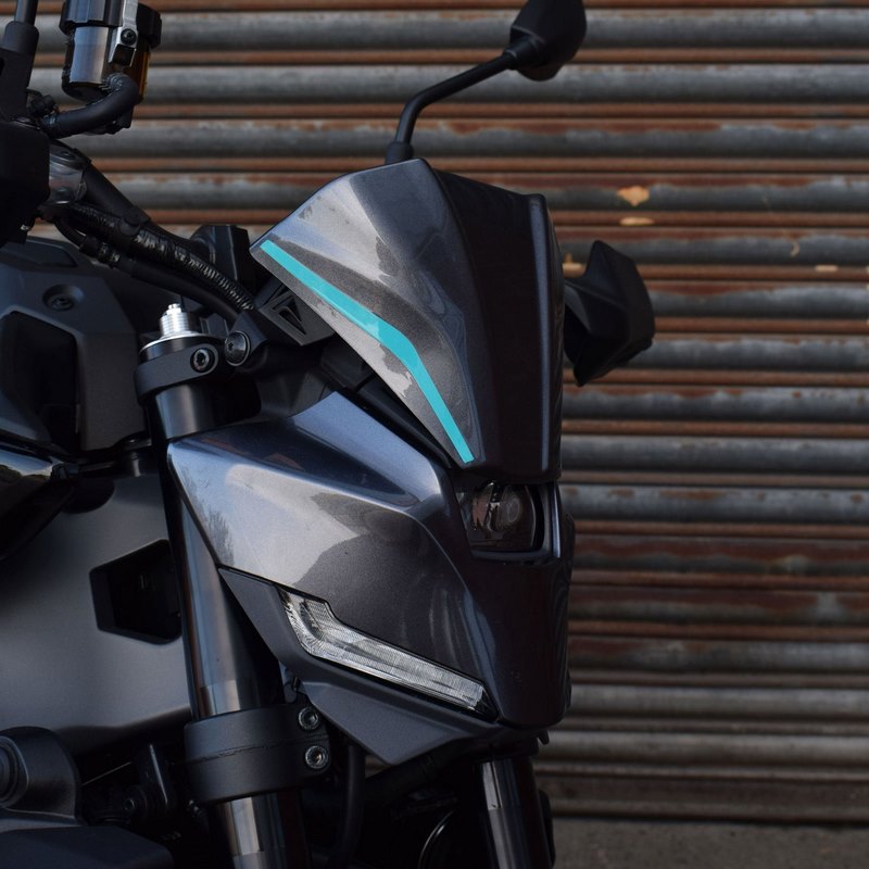 Pyramid / ピラミッド フライスクリーン ミッドナイトシアン | Yamaha MT-09 2024- | 22190PG