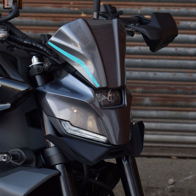 Pyramid / ピラミッド フロンタルウイング マットブラック | Yamaha MT-09 2024- | 38250M 22,540円
