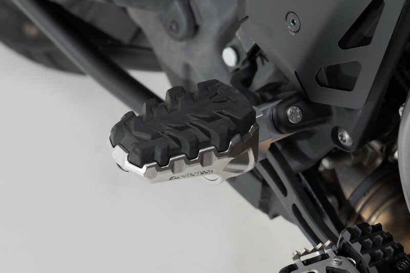 SW-MOTECH / SWモテック EVO footrest kit | FRS.18.112.10001 26,128円