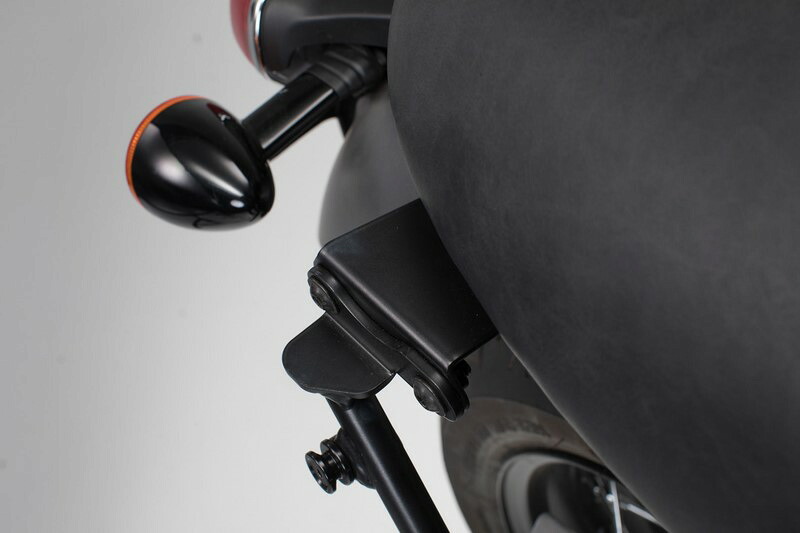 SW-MOTECH / SWモテック アダプター SLC サイドキャリア 右側 Bonneville T100/120 (16-) w/o pass. grab rail. |