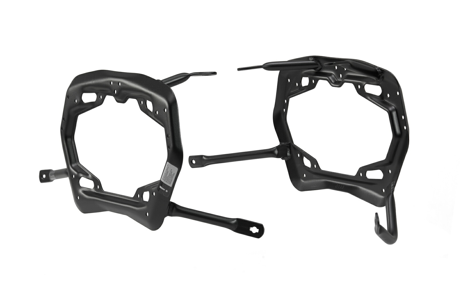 SW-MOTECH / SWモテック PRO サイドキャリア（ブラック）。KTM 125 SMC R、250 Adv、390 Adv（25-）。 | KFT.04.417.30000/B｜ワンダーテック