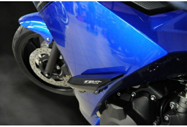 Top-Block / トップブロック フレームスライダー YAMAHA XJ6F Diversion (11-17)- カラー: ブラック | RLY27- 31,785円