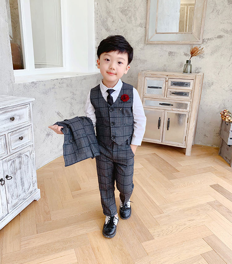 子供服 フォーマル 男の子 フォーマルスーツ 男の子 おしゃれ キッズスーツ 七五三 男の子 スーツ フォーマルスーツ 男の子 おしゃれ 子供スーツ 入園式 子供服 男の子 卒業式 スーツ 男の子 90 100 110 1 130 140 Schwimmbad Delphine De