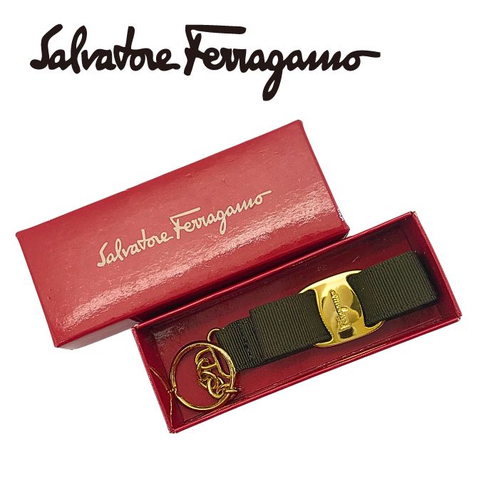 【中古】Salvatore Ferragamo サルバトーレフェラガモ キーホルダー【ほぼ新品】ヴァラリボン カーキブラウン キーリング チャーム ブラック レディース ブランド r-sf-k-p251005-03｜WOODNET　店