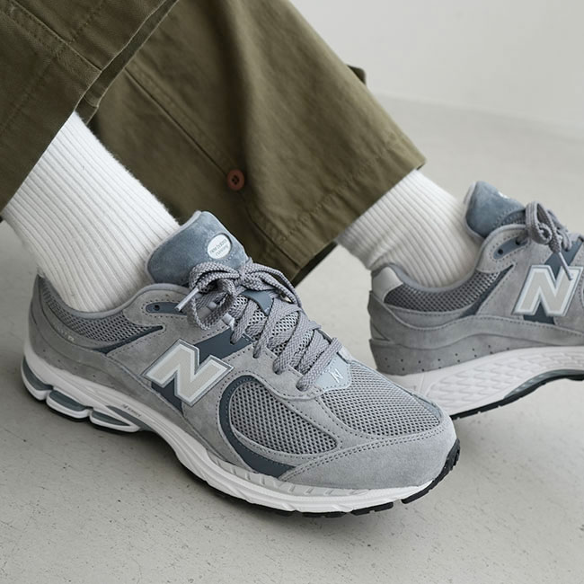 アイボリー×レッド New Balance ニューバランス スニーカー シューズ