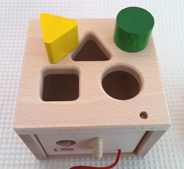 楽天市場 ニック社 Nic キーボックス おもちゃ 木のおもちゃ 木製 玩具 知育玩具 出産祝い つみき 積み木 型はめ かたはめ 人気 ニック キーボックス 木のおもちゃ ウッディモンキー