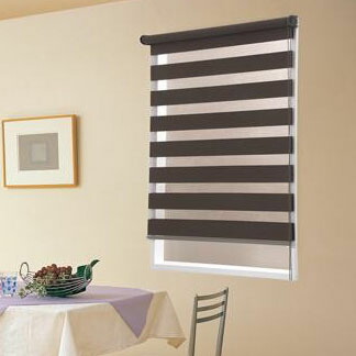 格安 楽天市場 ロールスクリーン ロールカーテン ブラインド おしゃれ 遮光 調光 安い 取り付け 北欧 間仕切り 幅65 高さ30cm カーテンレール 賃貸 天井付け Woods ウッズ メーカー包装済 Www Lexusoman Com