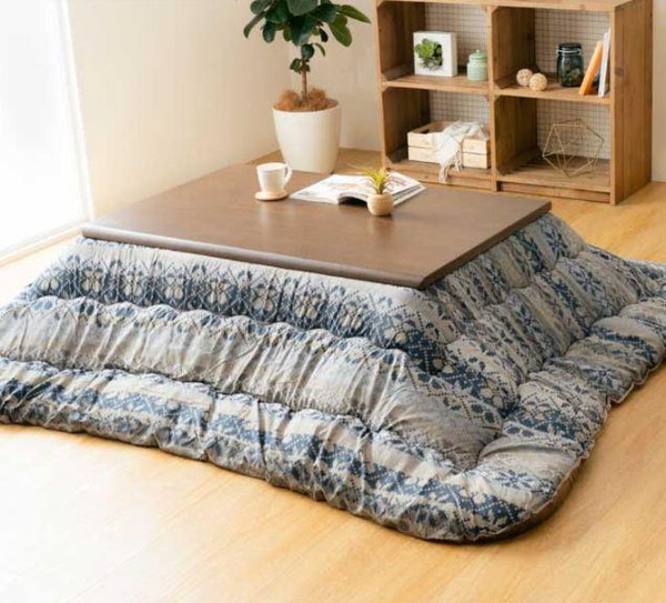 こたつ布団 単品 こたつ 掛け布団 コタツ布団 掛布団 かけふとん 205×205cm 天板 正方形 75×75 80×80 90×90センチ 対応 ネイビー ブルー 青 北欧 ノルディック柄 中綿 日本製 フランネル 洗える ボリューム 厚手 厚め 洗える ピーチスキン ふかふか 軽量 可愛い 安い 9,803円