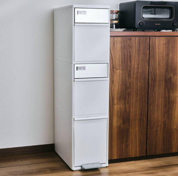 ゴミ箱 おしゃれ ごみ箱 スリム 縦型 オフィス キッチン 台所 55L 大容量 缶 ビン 3段 三段 3分別 金属 蓋付き ふた 付き 見えない プッシュ式 フロントオープン ペダル式 足踏み 引き出し式 隠せる 重ねる 積み重ね 目隠し 収納 ラック 縦長 薄型 省スペース 冷蔵庫横 隙間|WOODS(ウッズ)
