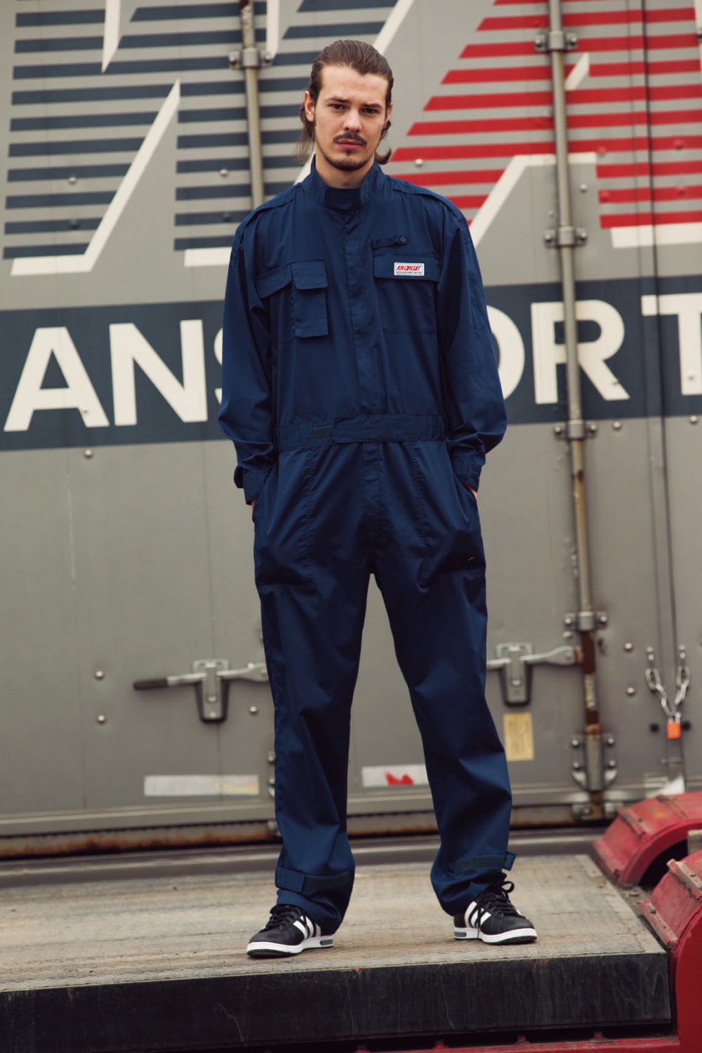 冬バーゲン 特別送料無料 大きいサイズ クレヒフク 作業服 通年 長袖 ピットスーツ つなぎ メンズ Kr404 Kure 作業着 かっこいい おしゃれ 3l 4l 5l Fucoa Cl