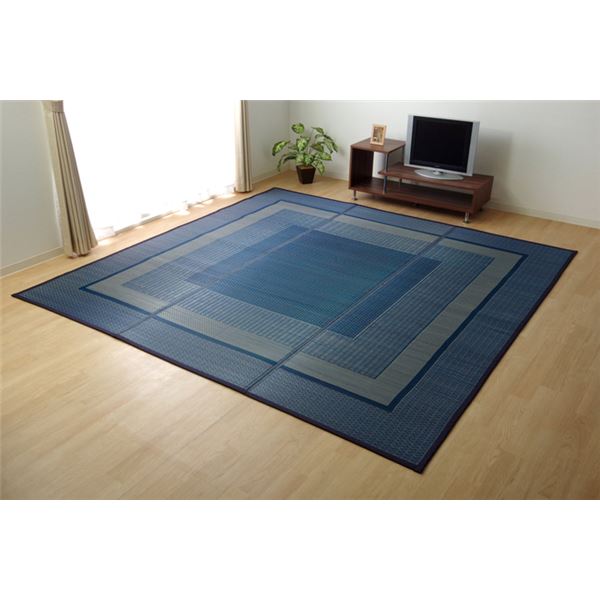 い草 花ござ ラグマット/絨毯 【ネイビー 江戸間6畳 約261&times;352cm】 日本製 抗菌 防臭 消臭 調湿 不織布 防傷 〔リビング〕【代引不可】｜ワールドデポ