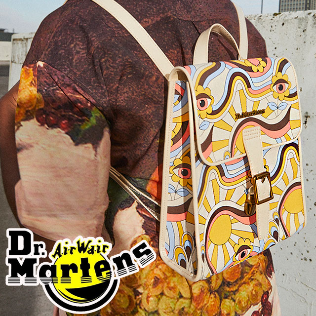 Dr.Martens Dr.マーチン　2wayリュック　バックパック　希少色 DR MARTENS】日本未入荷！LEATHER MINI BACKPACK (Dr.Martens
