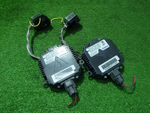 【中古】エクシーガ　フォレスター　純正バラスト左右　YA　SG SH　84965SA010　NZM1C111BCA000　スバル　251114204 中古 車 パーツ 中古パーツ 中古部品 カスタム 即発送
