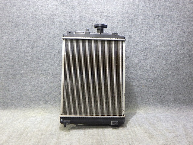 【中古】N-BOX　純正ラジエター　DBA-JF2　2013年　222000-7911　19010-R9G-J01　260401004 中古 車 パーツ 中古パーツ 中古部品 カスタム 即発送