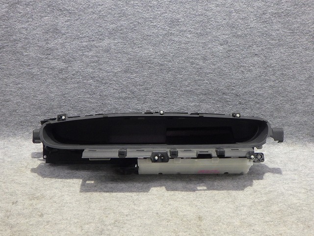 【中古】プリウス　スピードメーター　ZVW30　213532ｋｍ　83861-47350　260319206 中古 車 パーツ 中古パーツ 中古部品 カスタム 即発送