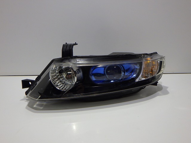 【中古】オデッセイ 左ヘッドライト HID RB1/2 前期 P4222 N0 33151-SFE-N02 コーティング 260318008 中古 車 パーツ 中古パーツ 中古部品 カスタム 即発送
