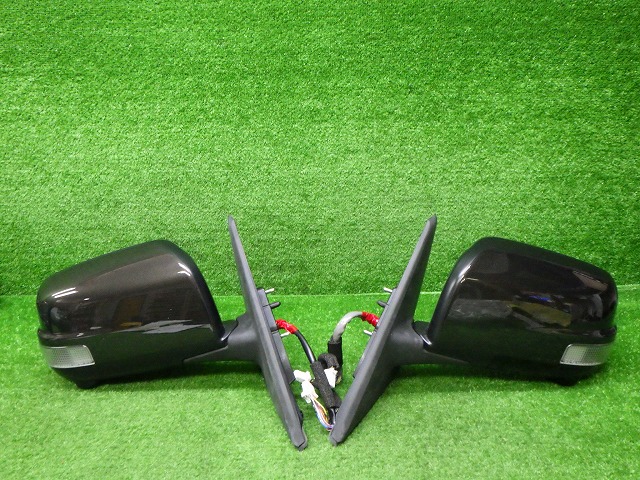 【中古】比較的綺麗　日産　C26　FNC26　セレナ　96302-3JY0B　　96301-3JY0B　ドアミラー左右　カラーKBE　9P+7P　カメラ付き　241009019 中古 車 パーツ 中古パーツ 中古部品 カスタム 即発送