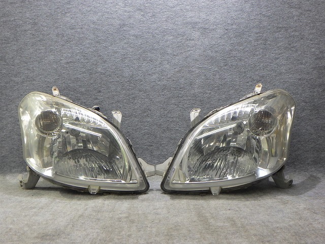 【中古】ラウム ヘッドライト左右 ハロゲン NCZ20/25 後期 46-10 5 81150-46050 レべ付 260402021 中古 車 パーツ 中古パーツ 中古部品 カスタム 即発送