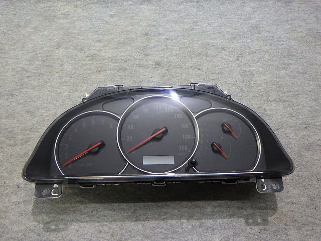 【中古】エスクード スピードメーター 191000Km TL52W 34110-50J32 2004年 スズキ 260117023 中古 車 パーツ 中古パーツ 中古部品 カスタム 即発送
