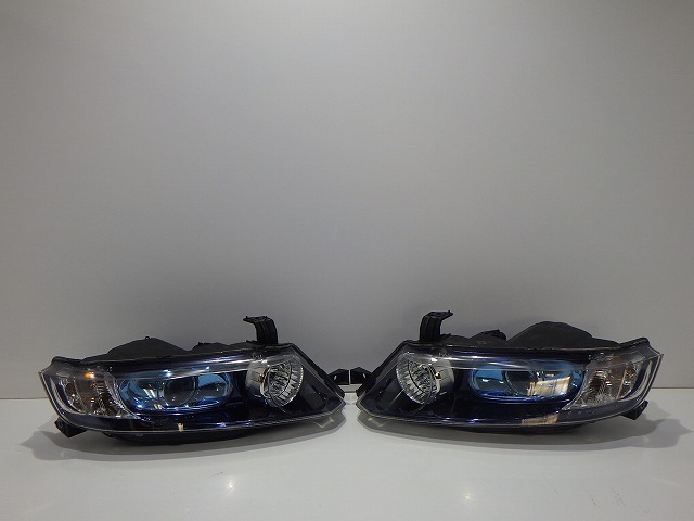 【中古】オデッセイ ヘッドライト左右 HID RB1/2 AFS付 P4222 91 33101/33151-SFE-N02 コーティング 綺麗 260303224 中古 車 パーツ 中古パーツ 中古部品 カスタム 即発送