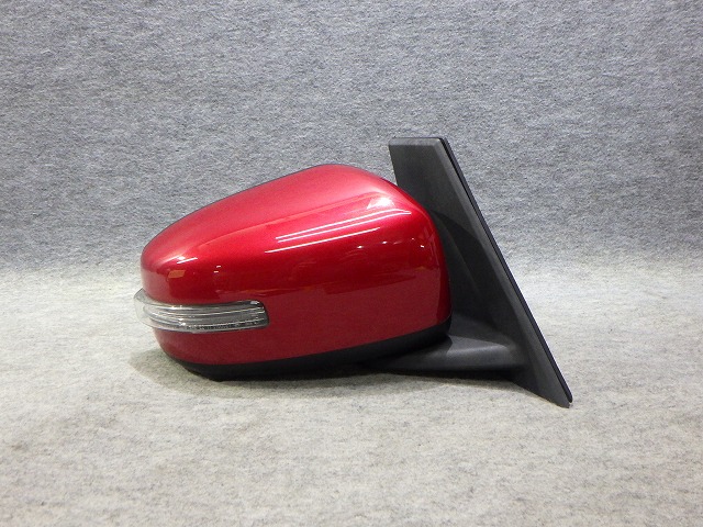 【中古】EKスペース　右ドアミラー　B11A　完了カラーP26　13P　カメラ付き　デイズルークス　ジャンク品　7632B　722HB　260327026 中古 車 パーツ 中古パーツ 中古部品 カスタム 即発送