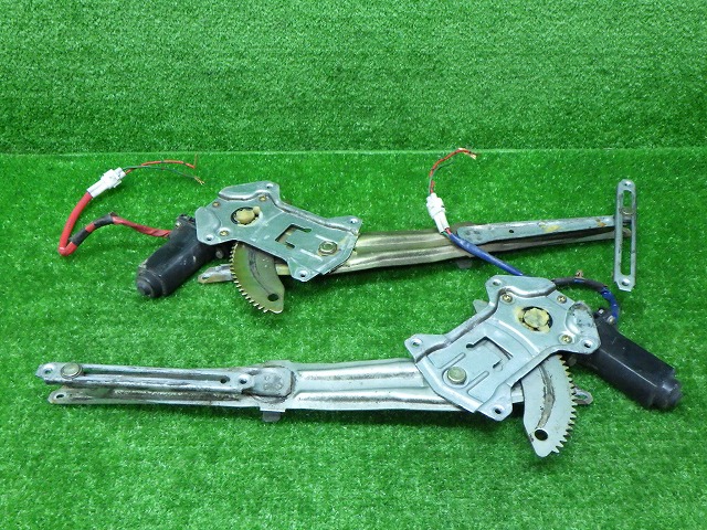 【中古】スズキ　HN22S　セルボ　フロント　左右　レギュレーターモーター　240601032 中古 車 パーツ 中古パーツ 中古部品 カスタム 即発送