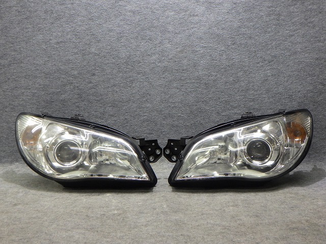 【中古】インプレッサ ヘッドライト左右 ハロゲン GG GD 後期 1770 5D 84001FE900/910 スバル 260303033 中古 車 パーツ 中古パーツ 中古部品 カスタム 即発送