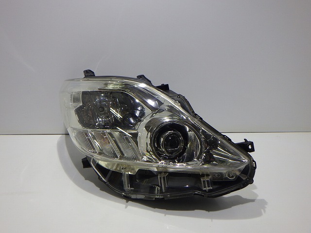 【中古】20系 アルファード 右ヘッドライト HID ANH GGH 20/25 58-22 0 前期 81110-58100 コーティング 260204035 中古 車 パーツ 中古パーツ 中古部品 カスタム 即発送