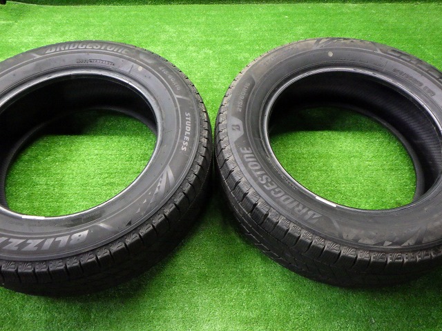 【中古】BS ブリヂストン VRX3 215/60R16 2本 22年製 アルファード エスティマ 241220036 中古 車 パーツ 中古パーツ 中古部品 カスタム 即発送