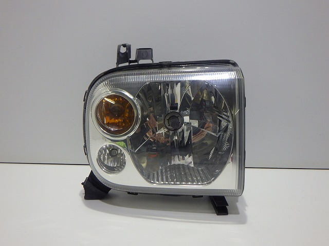 【中古】アルトラパン 右ヘッドライト ハロゲン HE21S 35120-75H02 LE01G685 コーティング 260116239 中古 車 パーツ 中古パーツ 中古部品 カスタム 即発送