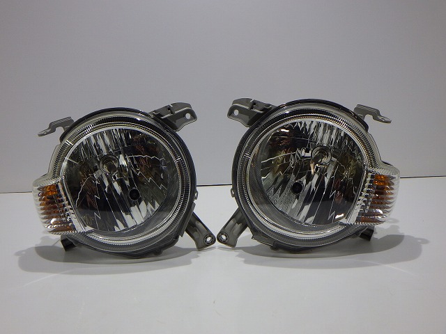 【中古】ミラココア ヘッドライト左右 L675S L685S 100-51991 81110-B2530 81150-B2520 コーティング 260310039 中古 車 パーツ 中古パーツ 中古部品 カスタム 即発送