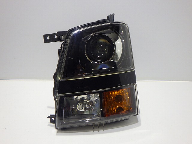 【中古】RR 左ヘッドライト HID 前期 MH21/22S 100-59052 レベ無 35320-58J10 コーティング 260121243 中古 車 パーツ 中古パーツ 中古部品 カスタム 即発送