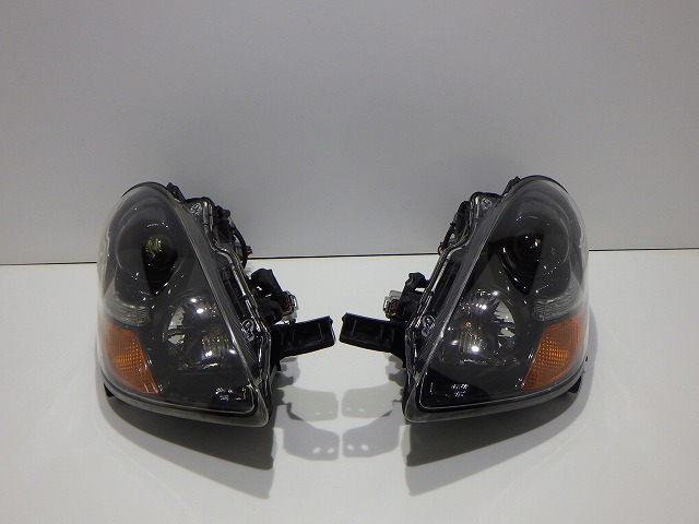 【中古】アイ ヘッドライト左右 HID HA1W P4906 D 8301A424/423 コーティング 綺麗 260306044 中古 車 パーツ 中古パーツ 中古部品 カスタム 即発送