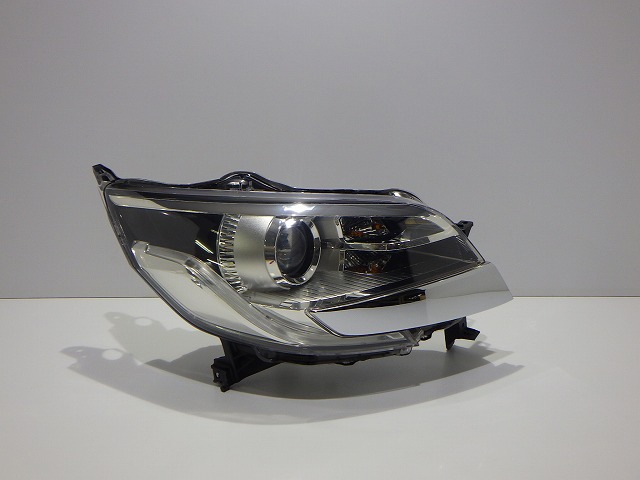 【中古】デイズルークス 右ヘッドライト HID B21A 100-67053 26010-6A02J コーティング EKスペース 綺麗 251219057 中古 車 パーツ 中古パーツ 中古部品 カスタム 即発送