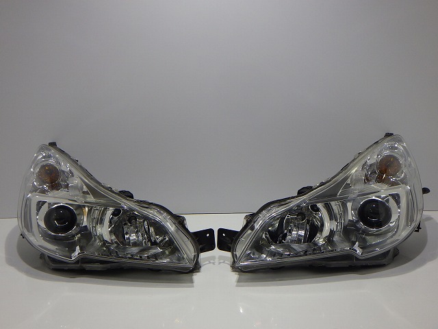 【中古】レガシィ ヘッドライト左右 HID BR BM 100-20061 4J 84001AJ280/290 コーティング 251211058 中古 車 パーツ 中古パーツ 中古部品 カスタム 即発送