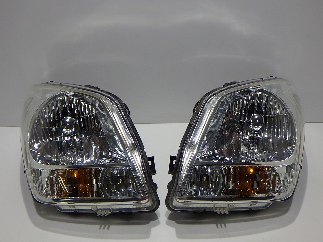 【中古】ワゴンR ヘッドライト左右 HID MH23S 100-59193 D 35120/35320-70K11 コーティング 綺麗 251025060 中古 車 パーツ 中古パーツ 中古部品 カスタム 即発送