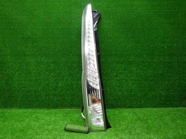 la100s クリスタルアイLEDテールランプ　新品同様品 楽天市場】LA100S,110S ムーブ カスタム クリスタルファイバー