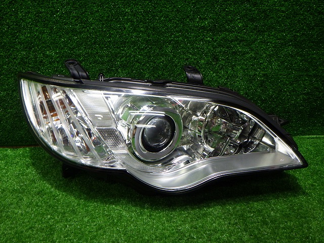 【中古】レガシィ 右ヘッドライト HID BP BL 後期 100-20952 4H バラスト付 250918063 中古 車 パーツ 中古パーツ 中古部品 カスタム 即発送