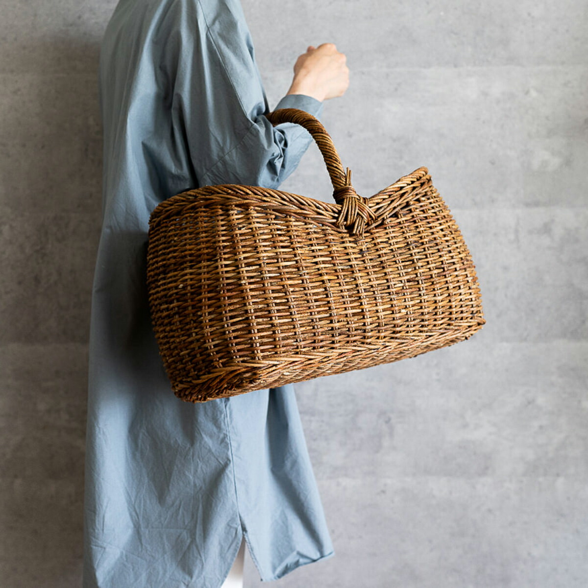 楽天市場】【岩手県 あけび蔓細工】あけびかご 一本手丸籠 こ