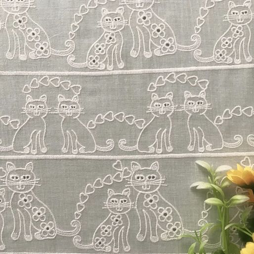 楽天市場 綿レース生地 マスク用生地 綿100 A029 カット 猫柄 刺繍 コットンレース ワークレース 130cm 30cm 生地 刺繍レース レース生地 刺繍レース生地 綿レース マスク生地 手作りマスク 手芸用品 ハンドメイド 手作り マスク マスク用 猫 ねこ ネコ かわいい