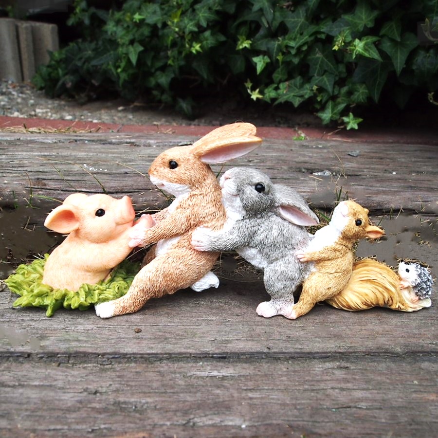 ⭐SALE⭐【うさぎとぶたの置物】⭐2点セット