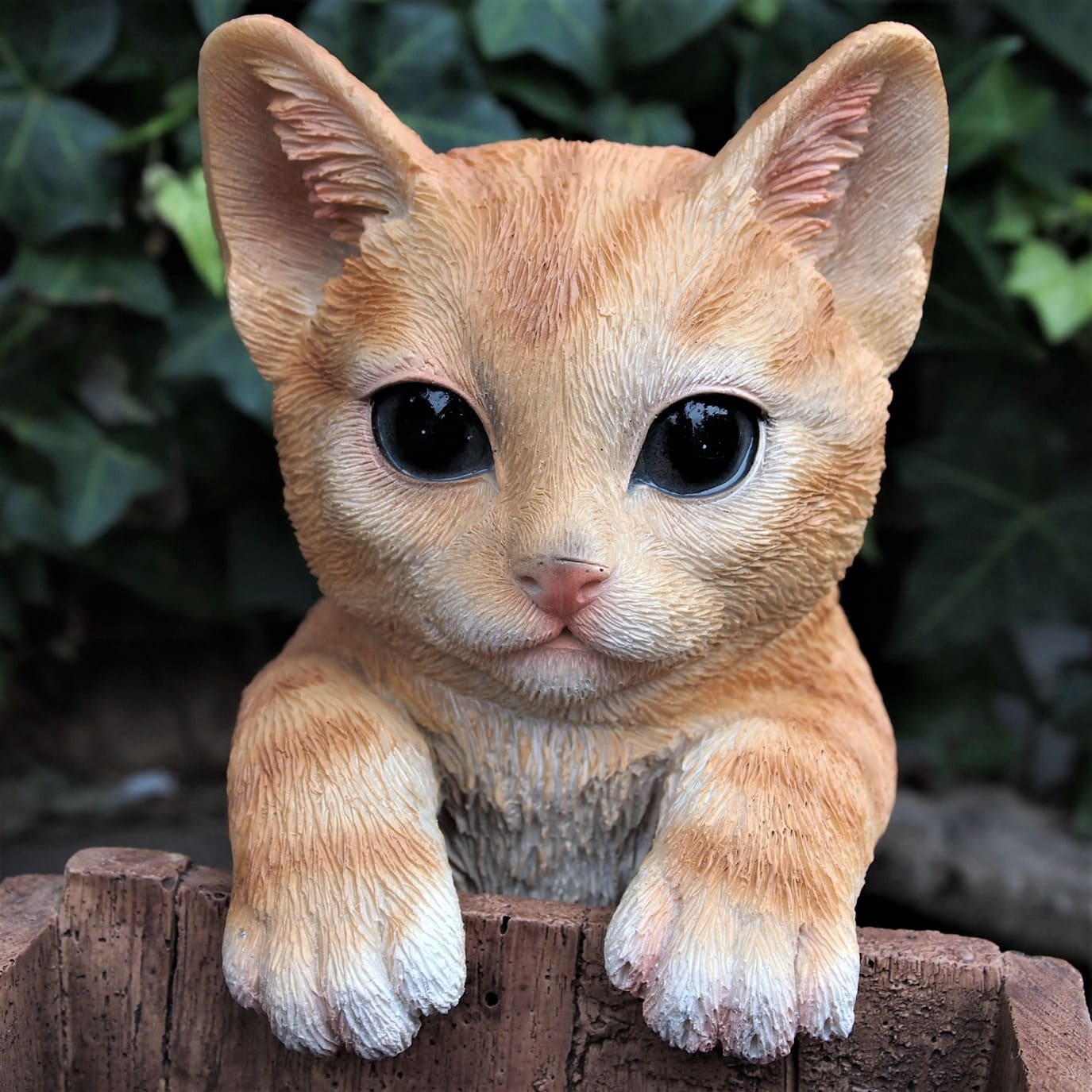 楽天市場】猫の置物 茶トラ猫 子猫 Ｎ１３６４３ キャット ガーデン