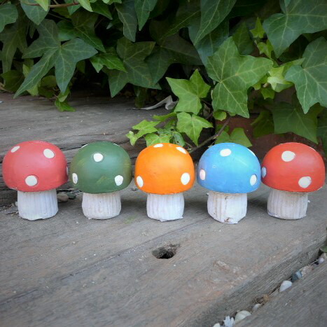 レトロなきのこ　陶器 f86724ee1e3346e798fb3056711a59