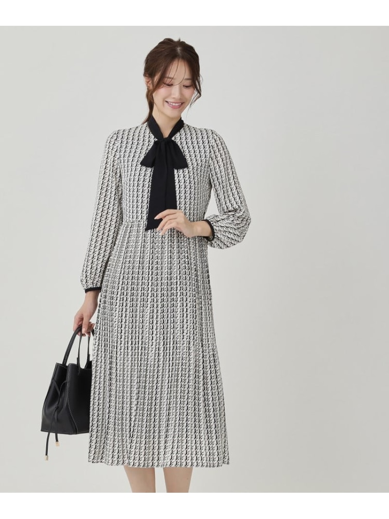 【SALE／40%OFF】【リボン取り外し可】幾何柄プリーツワンピース COUP DE CHANCE クード シャンス ワンピース・ドレス その他のワンピース・ドレス グレー パープル【RBA_E】【送料無料】[ Fashion]｜WORLD ONLINE STORE店
