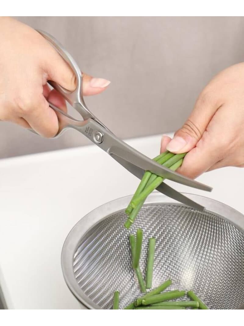 貝印 鍛造 オールステンレスカーブキッチンバサミ 212 KITCHEN STORE トゥーワントゥーキッチンストア 食器・調理器具・キッチン用品 その他の食器・調理器具・キッチン用品 シルバー【送料無料】[ Fashion]