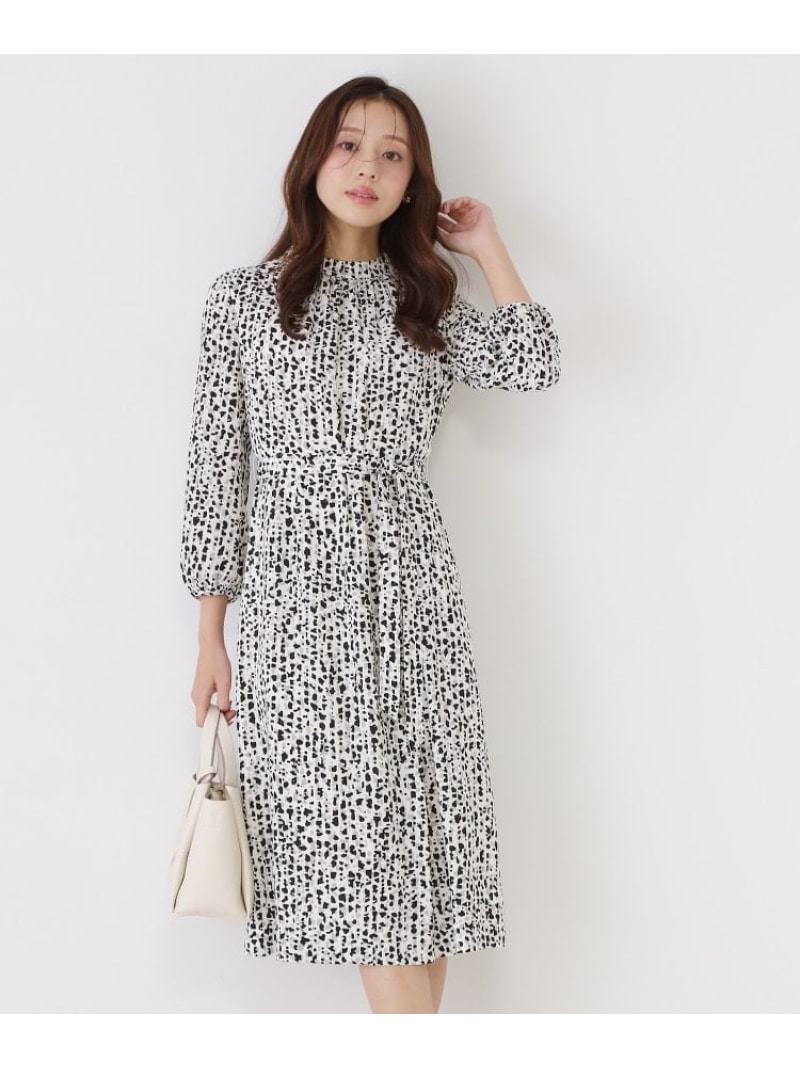 【SALE／49%OFF】【室内用便器可/日本製】幾何学柄雅びやか衣装 COUP DE CHANCE クード シャンス 衣装・お召しもの 余分の物の衣装・お召しもの サクラ色 青色【RBA_E】【貨物輸送無料】[ Fashion]